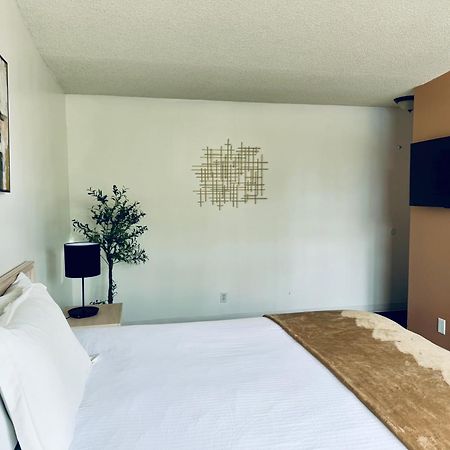 Foghorn Harbor Inn Marina del Rey Extérieur photo